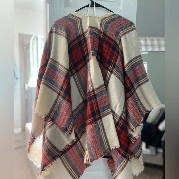 Fall pancho - Picture 4 of 4